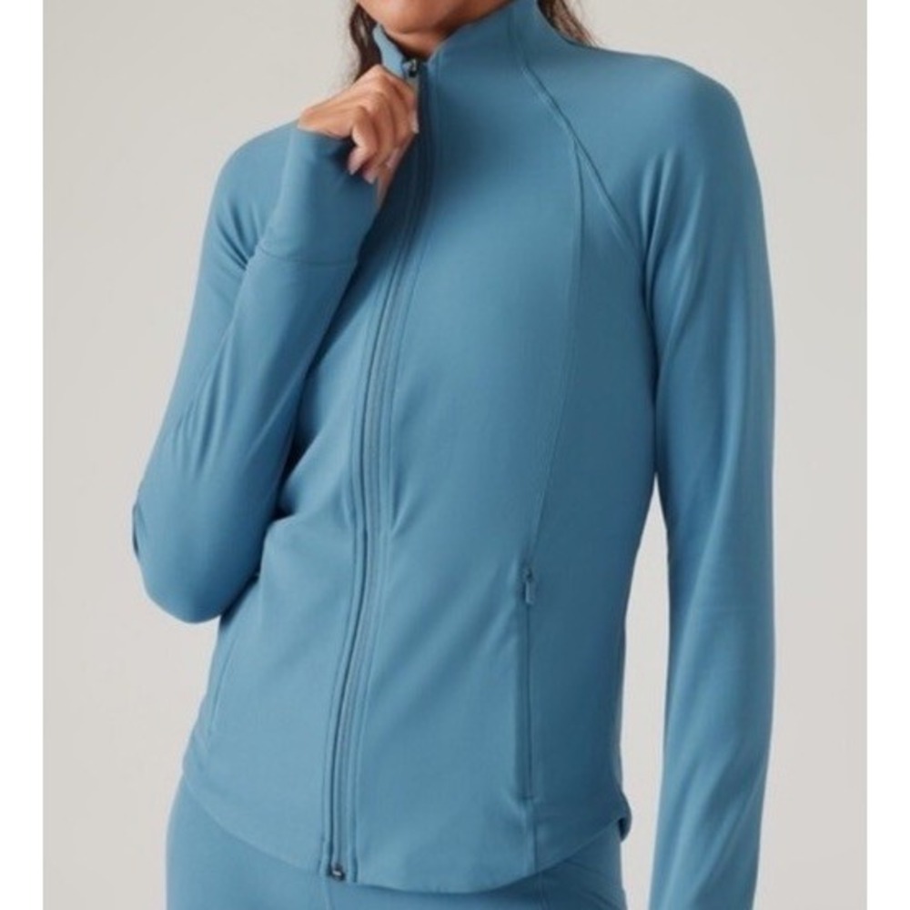 Athleta Salutation Jacket Large Light Blue Zip Up Womens Yoga Athleisure New